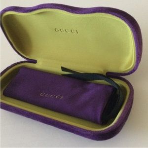 Gucci hardshell velvet eyeglass or sunglass case